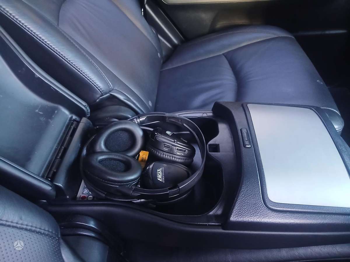 Lexus RX 2006 — photo 11
