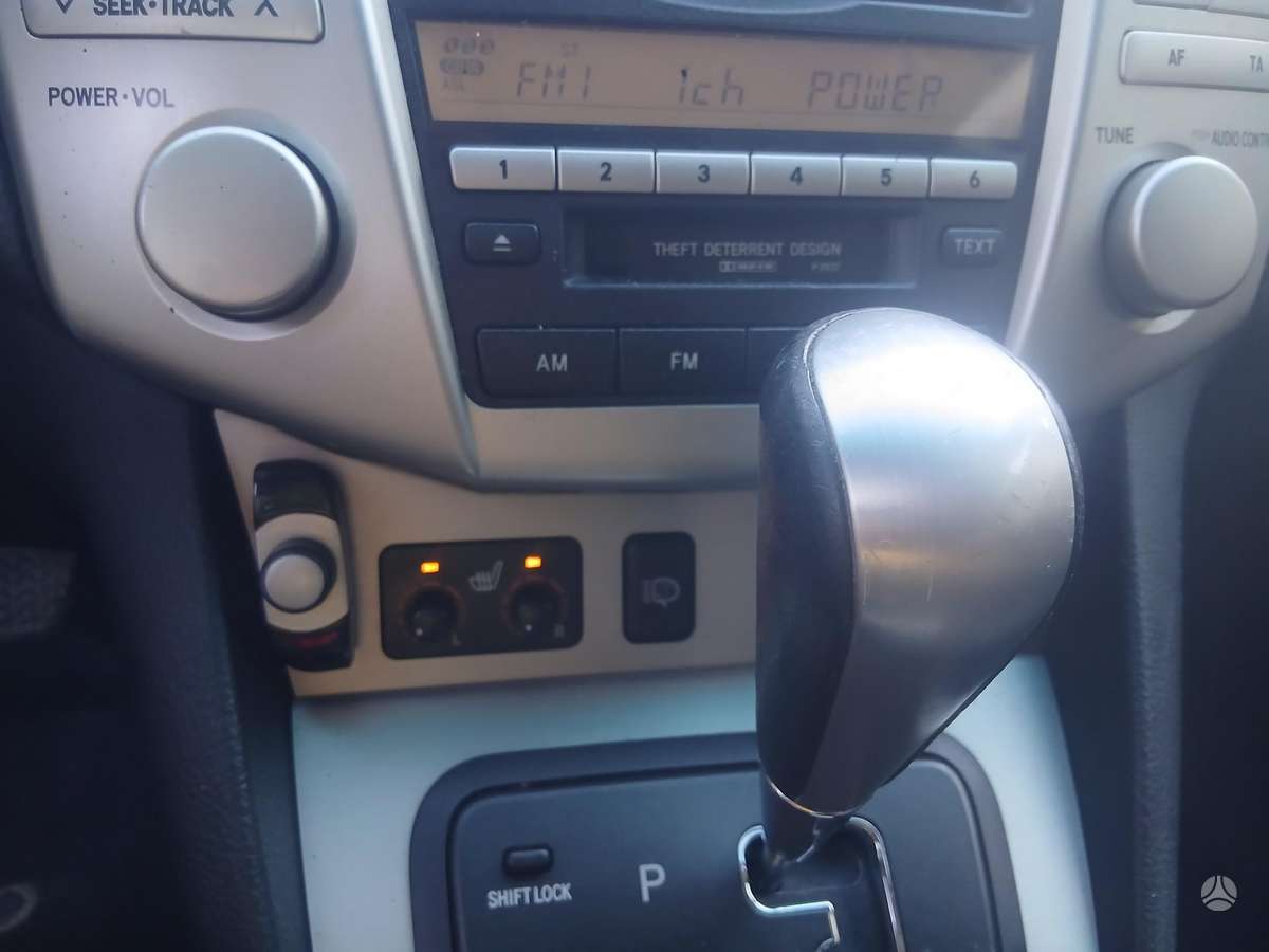 Lexus RX 2006 — photo 16