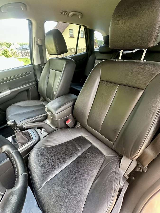 Hyundai Santa 2012 — photo 15