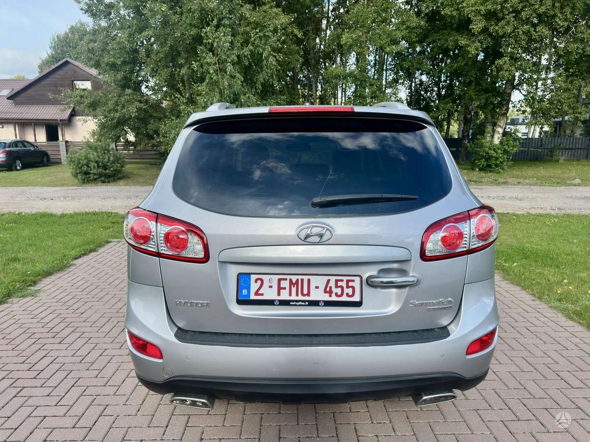 Hyundai Santa 2012 — photo 8