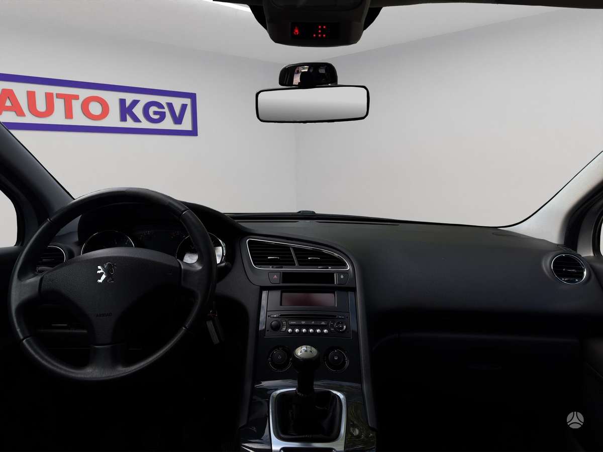 Peugeot 5008 2010 — фото 12