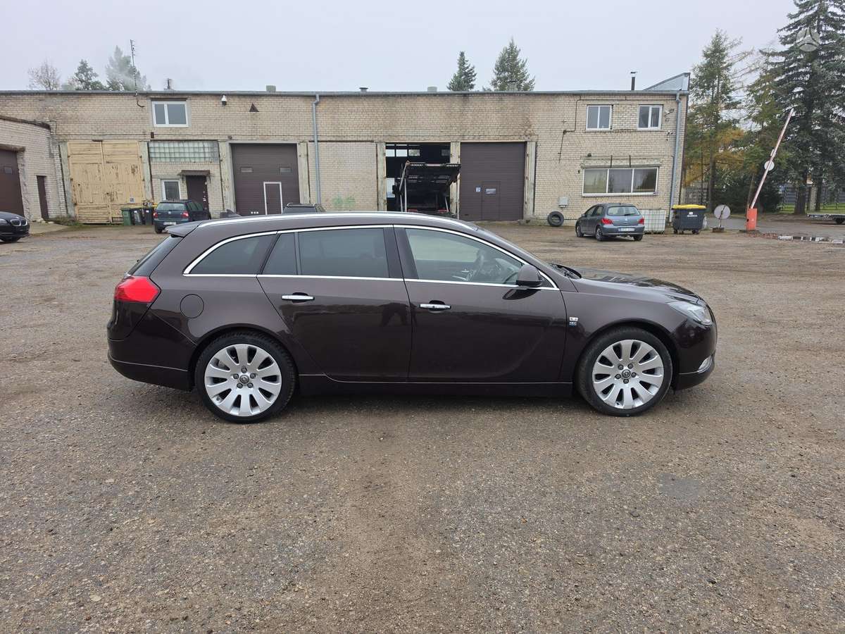Opel Insignia 2012 — photo 6