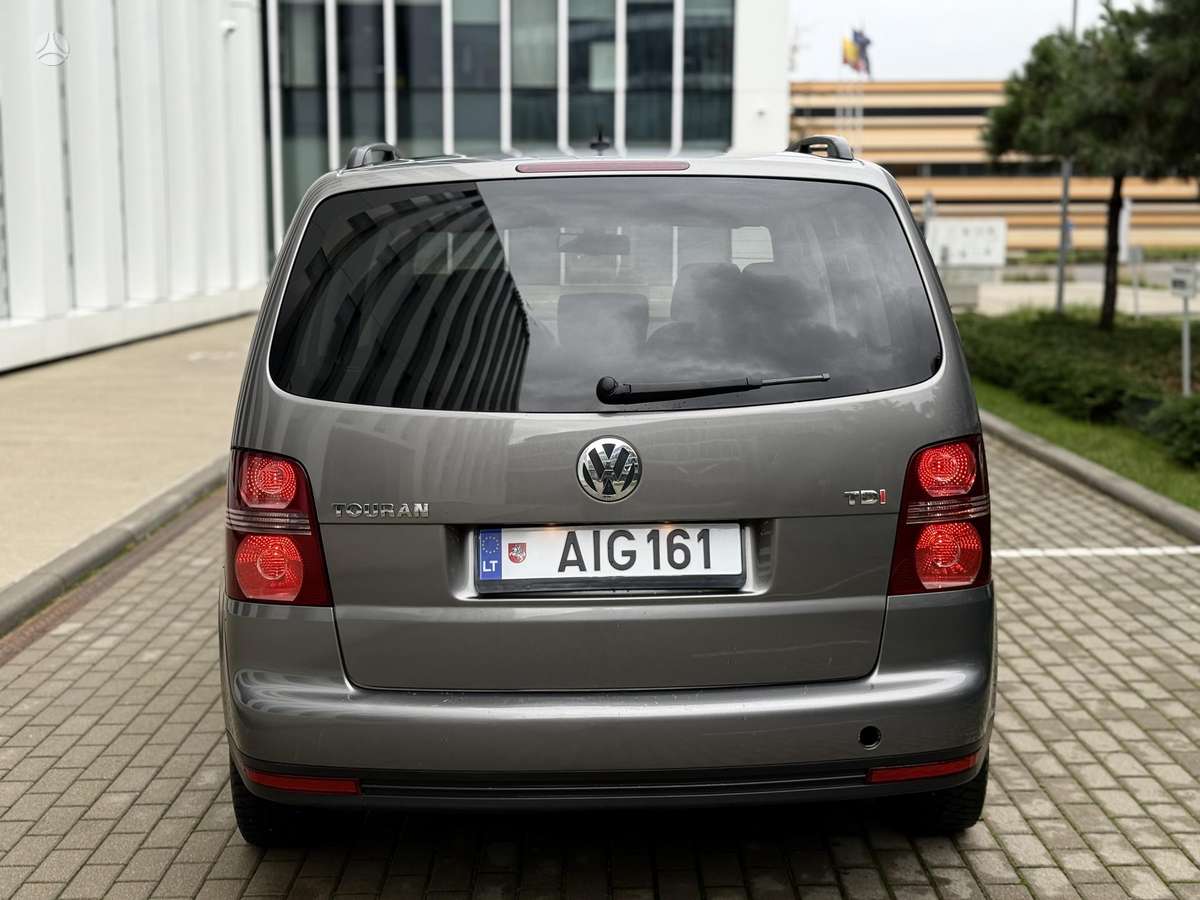 Volkswagen Touran 2008 — photo 5