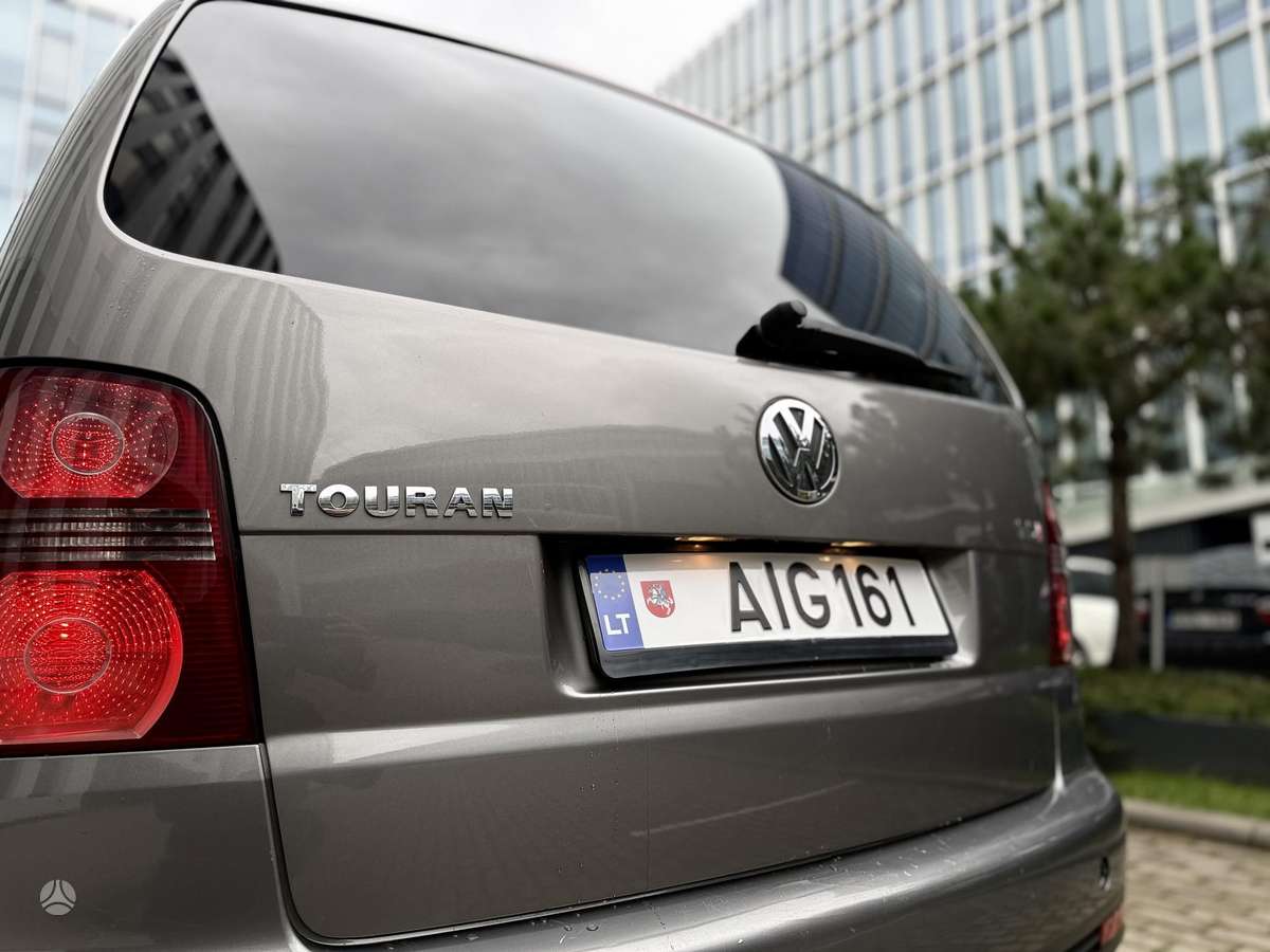 Volkswagen Touran 2008 — photo 9