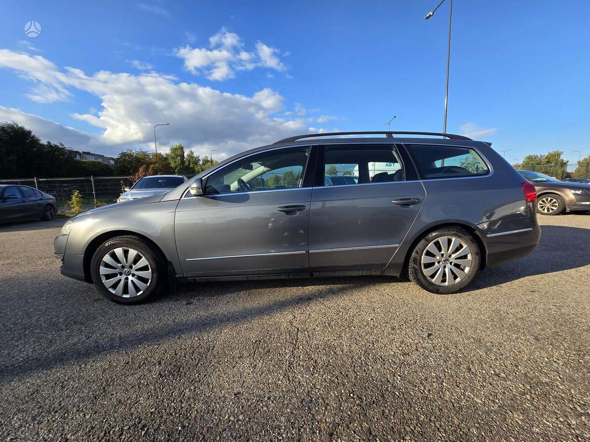 Volkswagen Passat 2008 — салон
