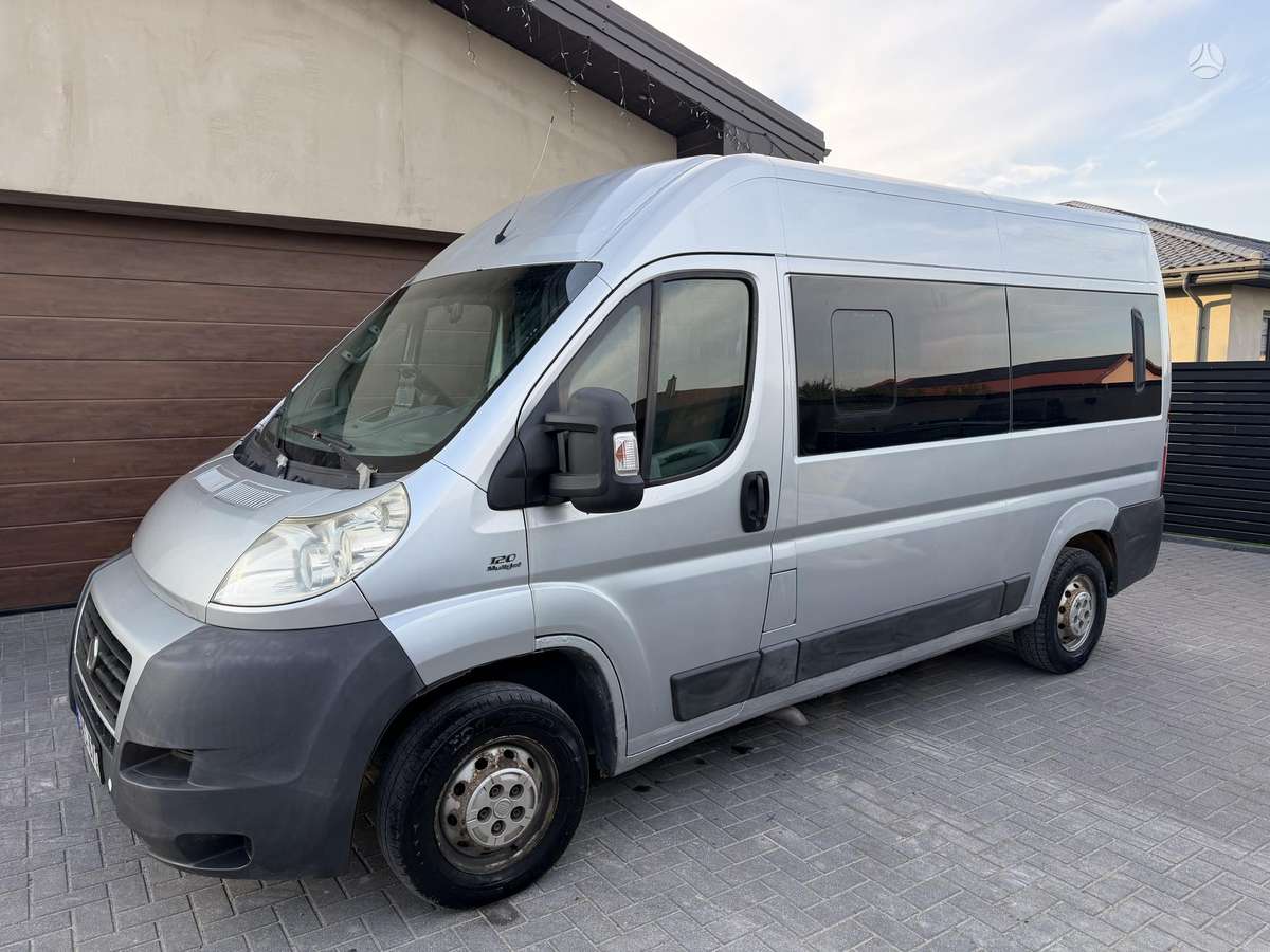 Fiat Ducato 2009 — rear view