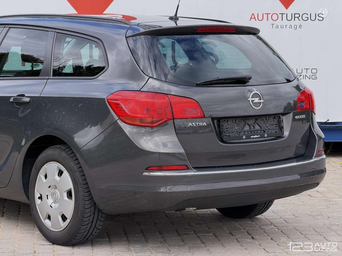 Opel Astra 2015 — photo 7