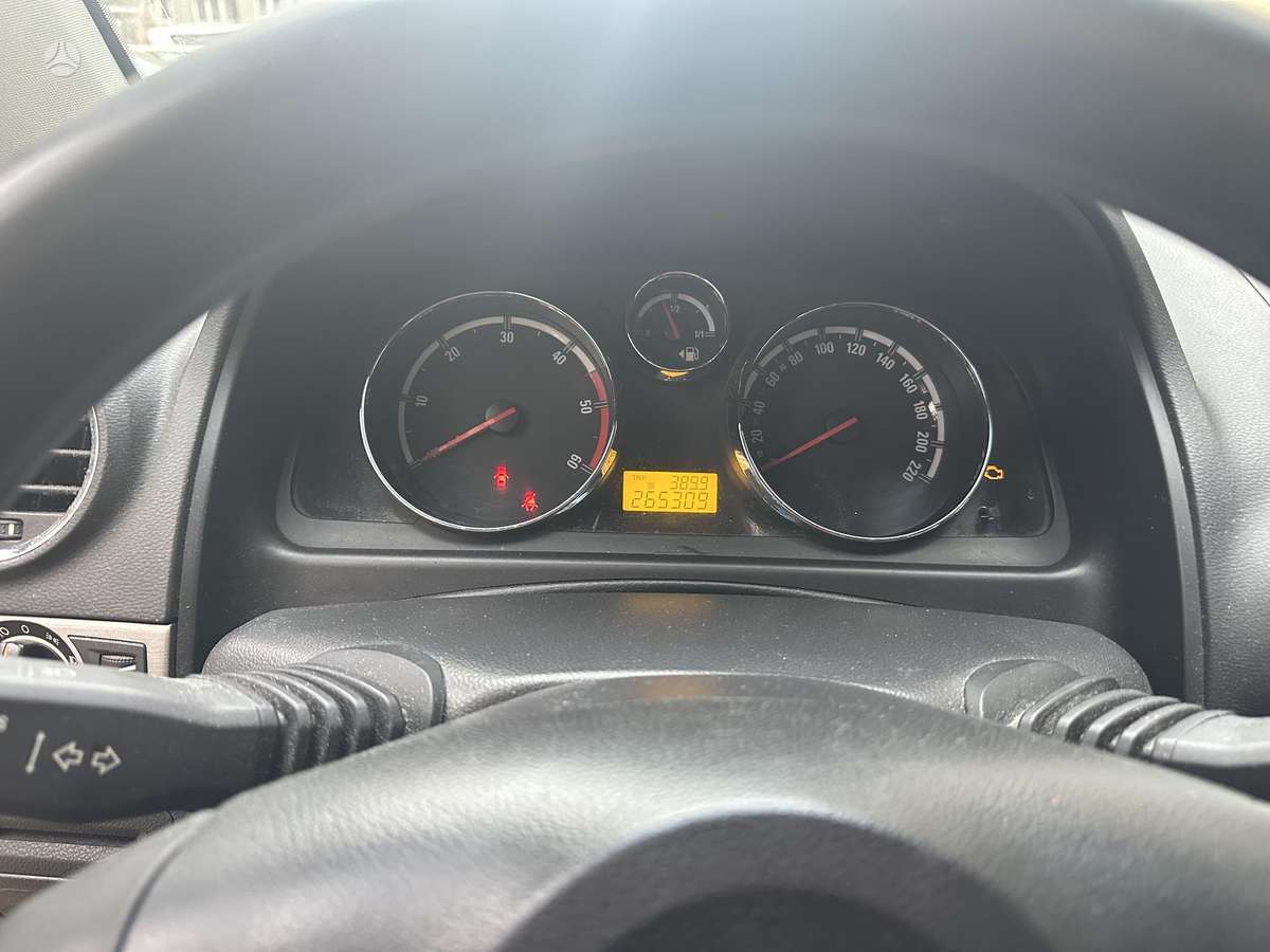 Opel Antara 2007 — photo 6