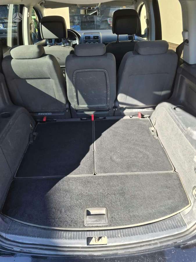 Volkswagen Touran 2013 — photo 6