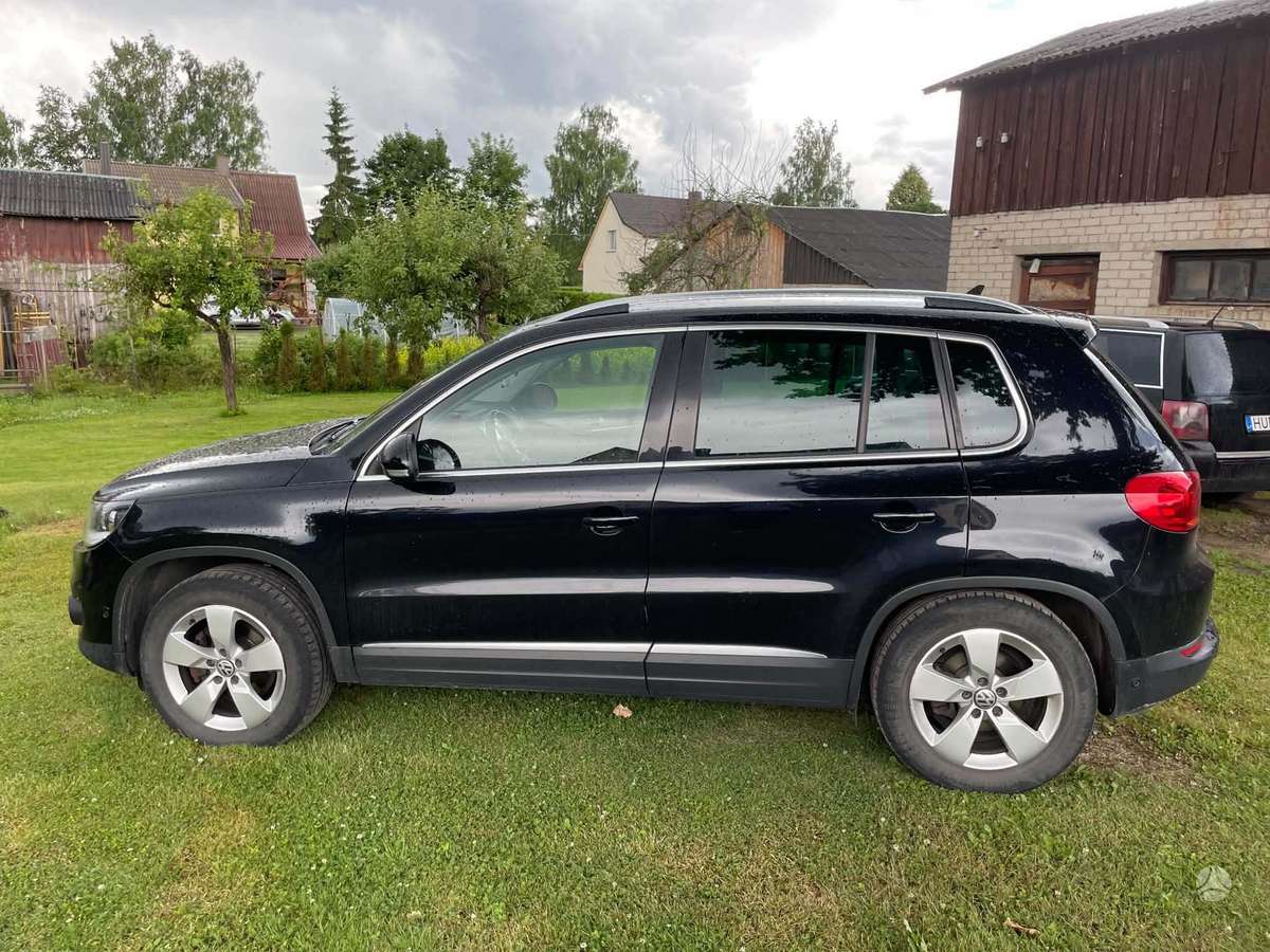 Volkswagen Tiguan 2013 — двигун 2000 cm³, 140 HP (103kW)