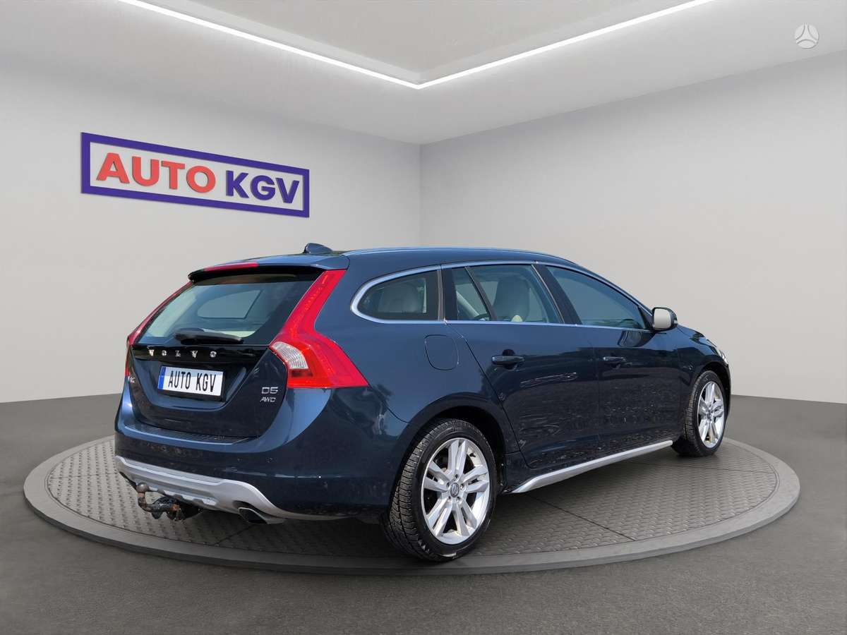 Volvo V60 2011 — photo 5