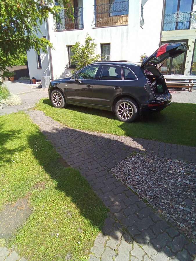 Audi Q5 2011 — photo 8