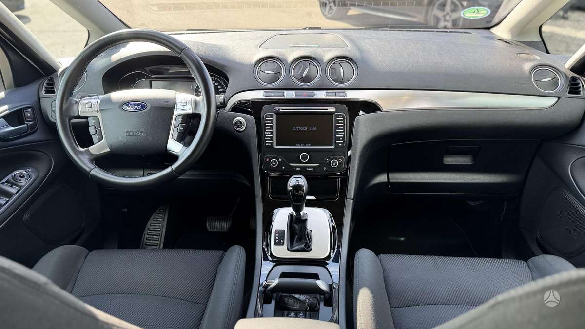 Ford S-MAX 2014 — photo 12