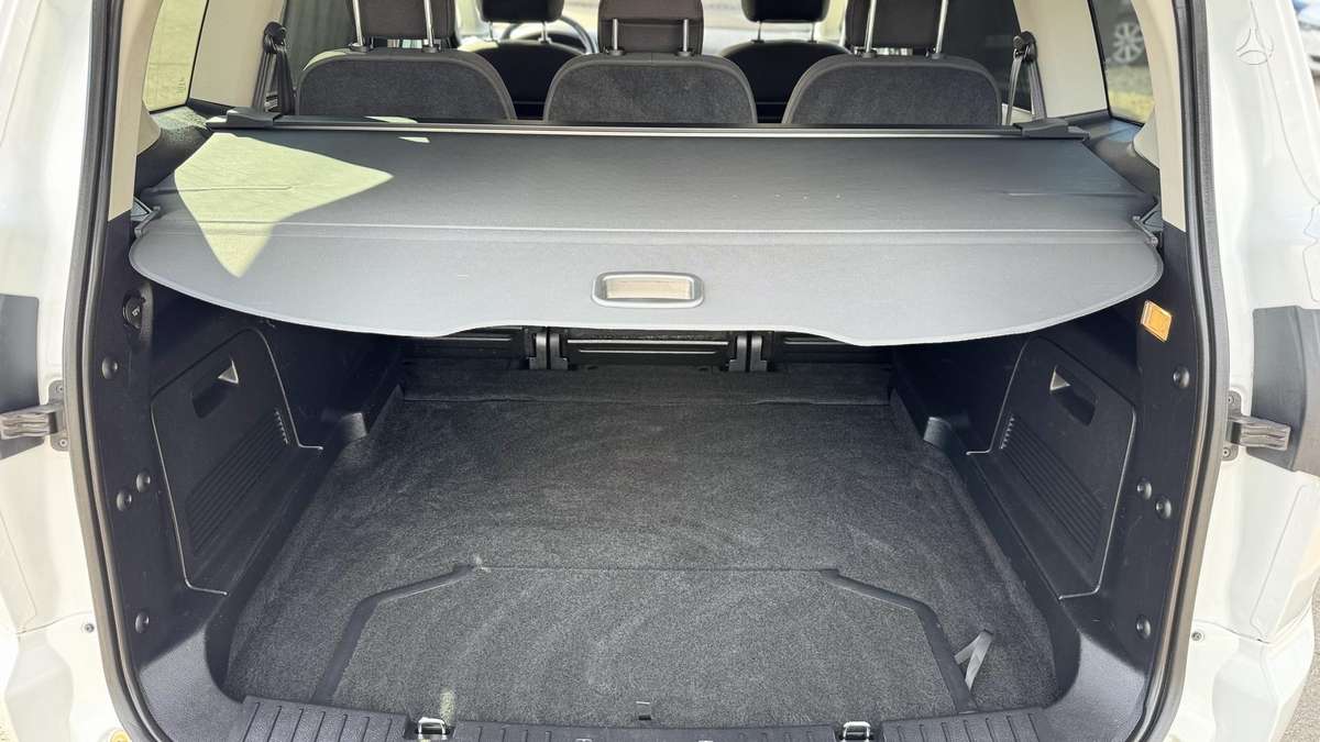 Ford S-MAX 2014 — photo 17