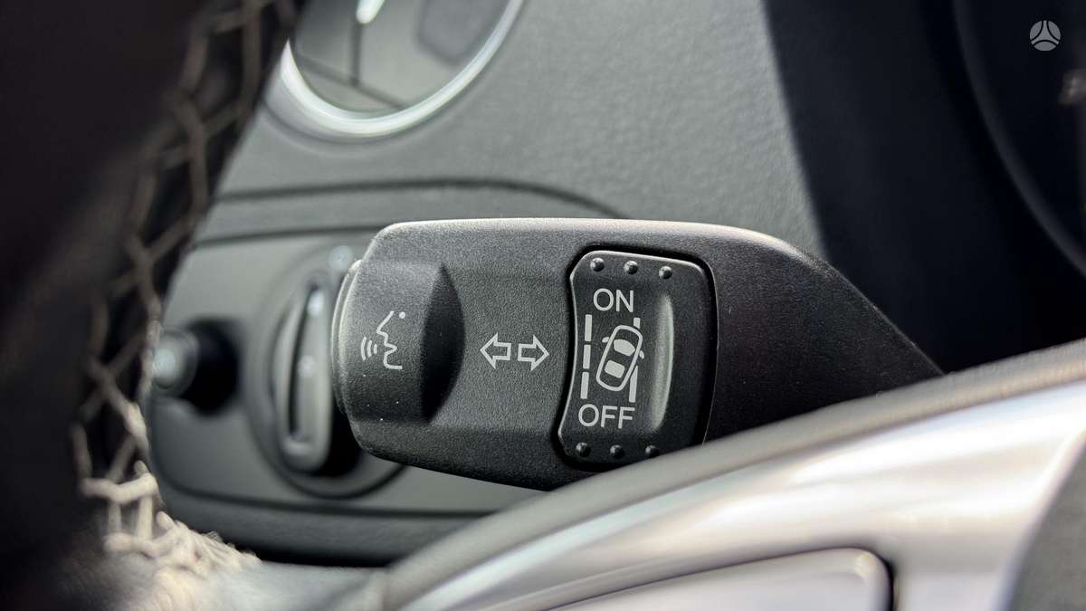 Ford S-MAX 2014 — photo 25