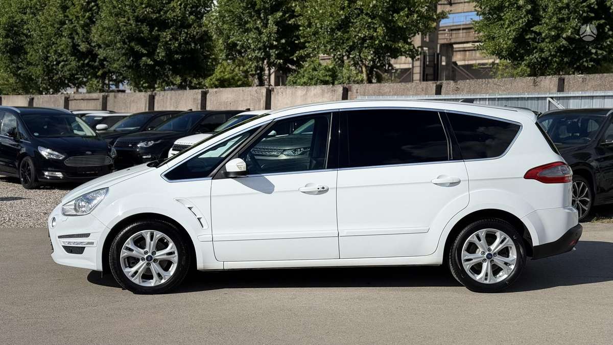 Ford S-MAX 2014 — engine 2000 cm³, 140 HP (103kW)