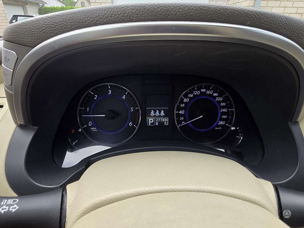 Infiniti FX30 2013 — photo 12