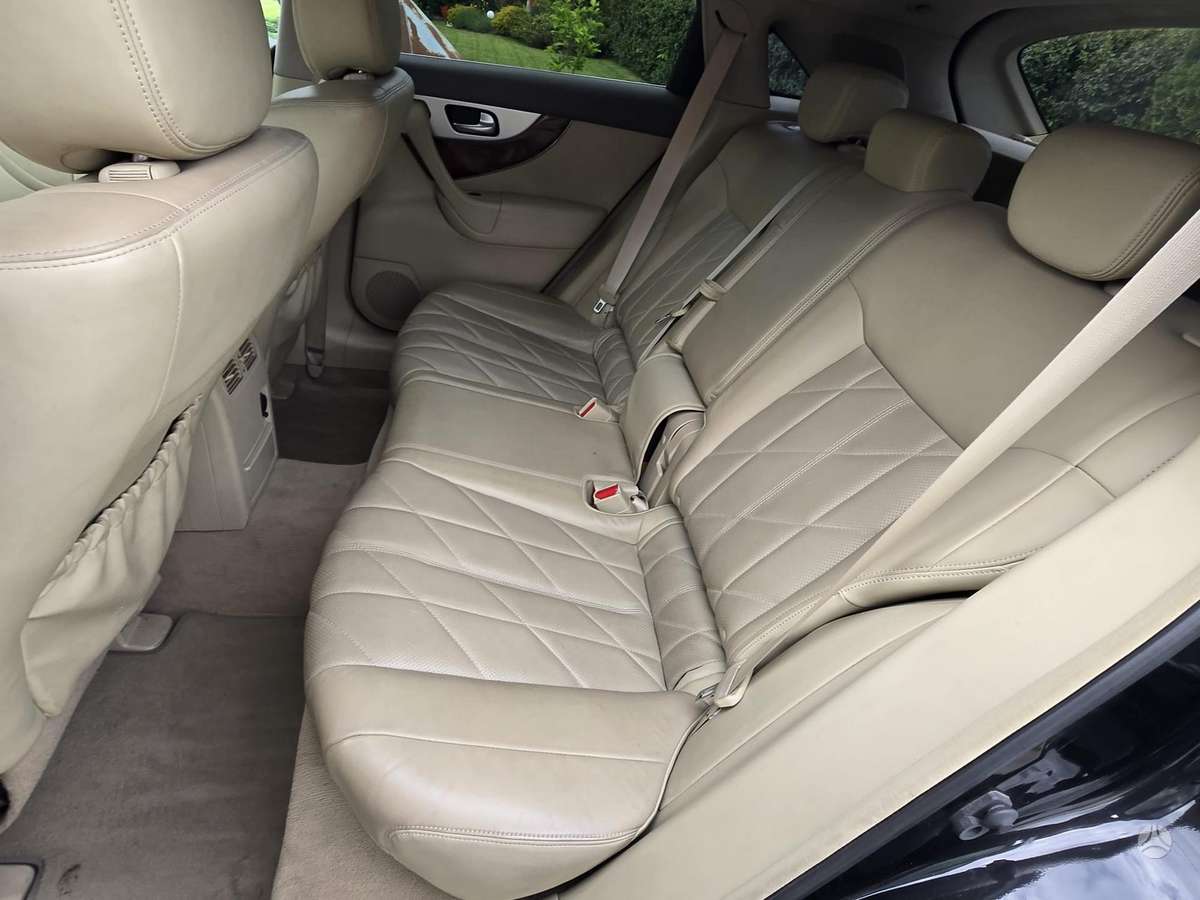 Infiniti FX30 2013 — photo 13