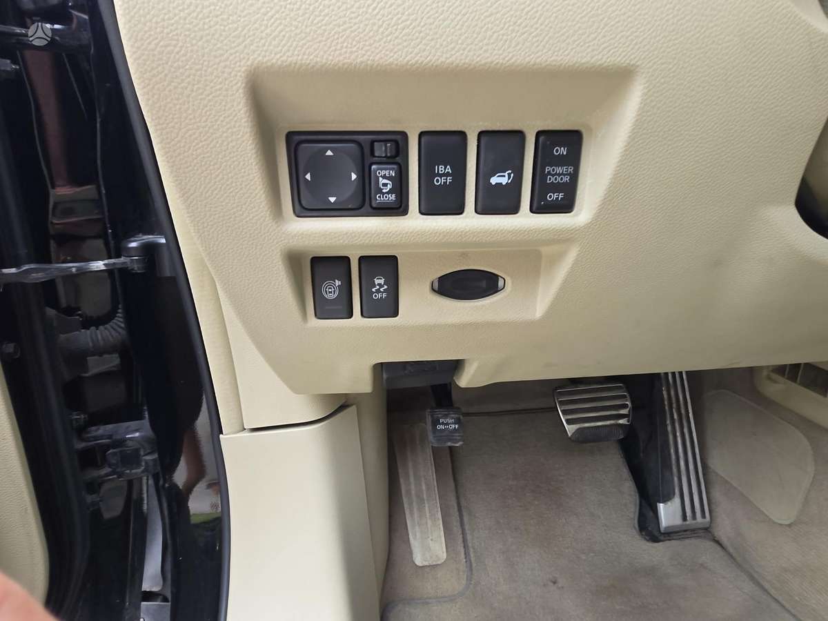 Infiniti FX30 2013 — photo 19
