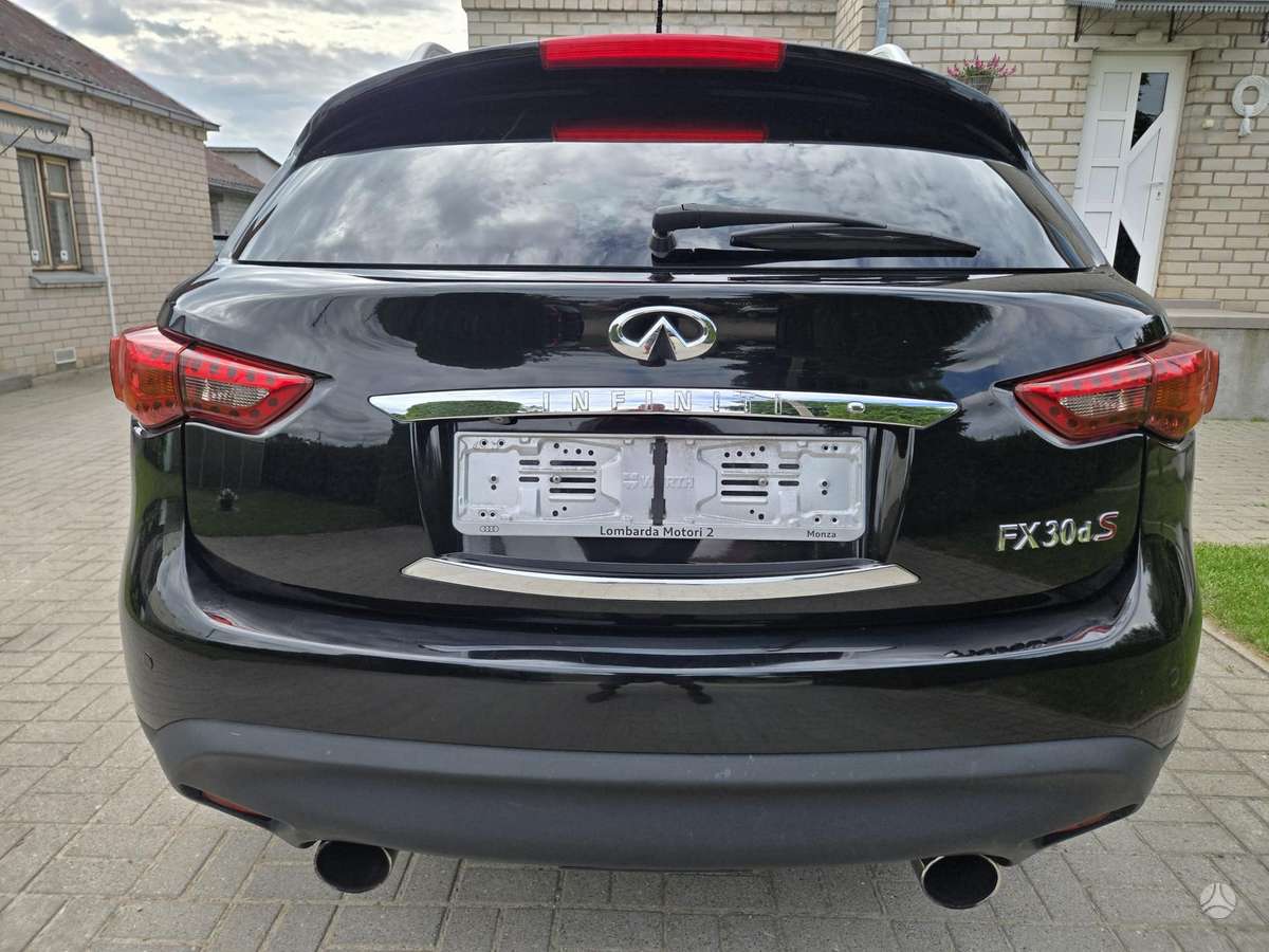 Infiniti FX30 2013 — engine 2993 cm³, 238 HP (175kW)