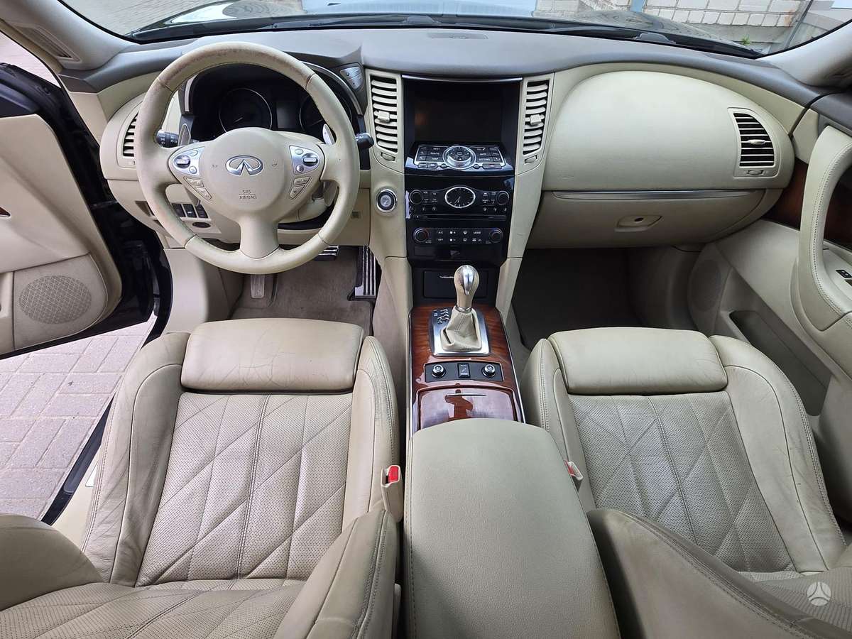 Infiniti FX30 2013 — photo 9