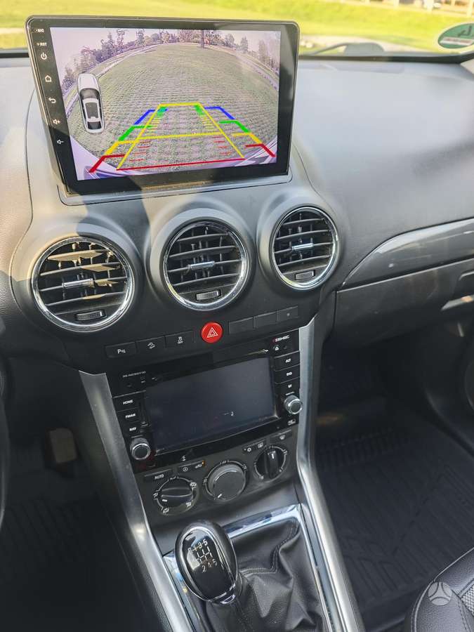 Opel Antara 2011 — photo 11