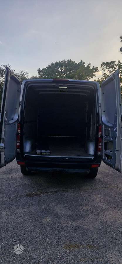Mercedes-Benz Sprinter 2011 — photo 6