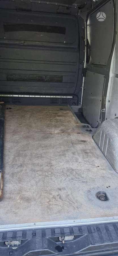 Mercedes-Benz Sprinter 2011 — photo 7