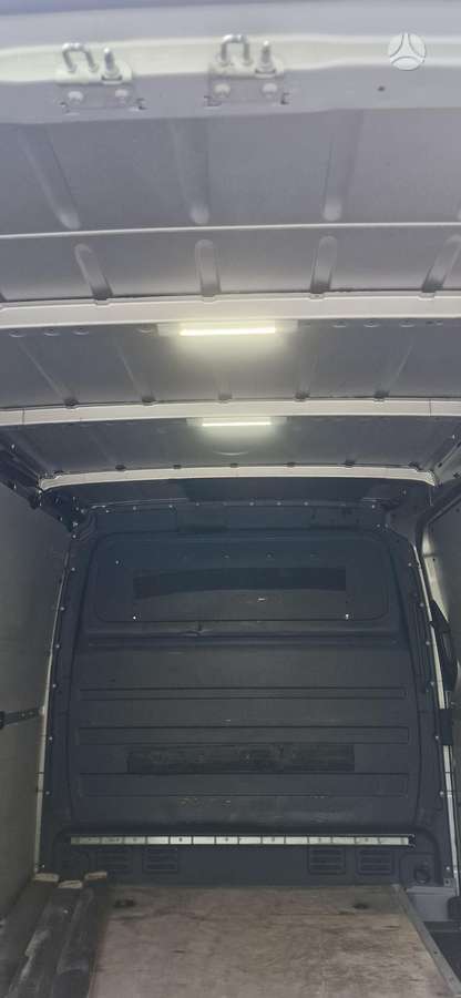 Mercedes-Benz Sprinter 2011 — photo 8