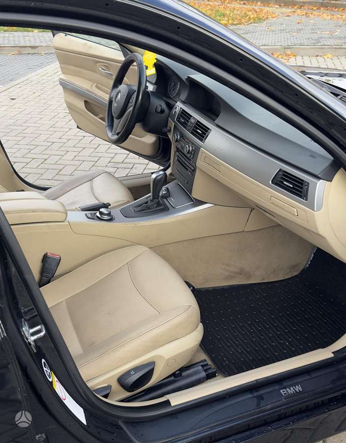 BMW 325 2008 — photo 12