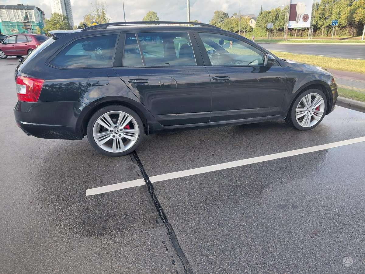 Skoda Octavia 2015 — салон