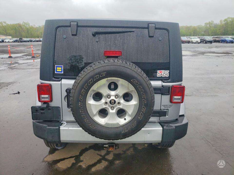 Jeep Wrangler 2014 — photo 6