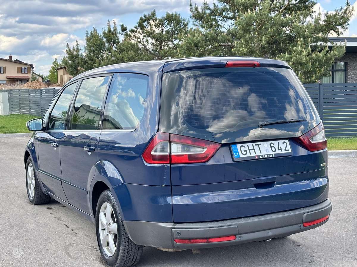 Ford Galaxy 2008 — салон