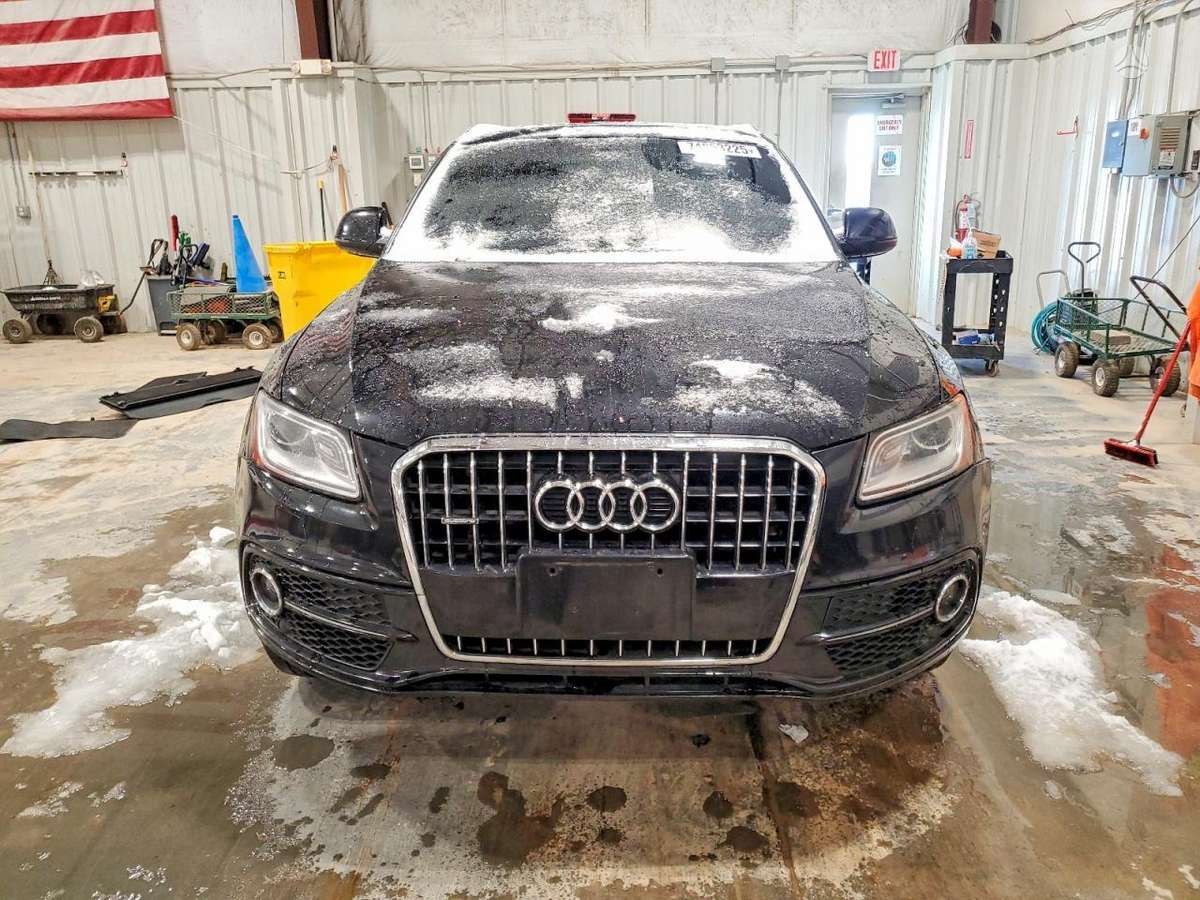 Audi Q5 2014 — rear view
