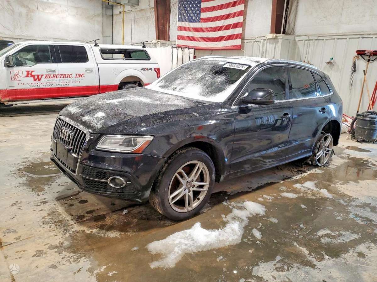 Audi Q5 2014 — interior