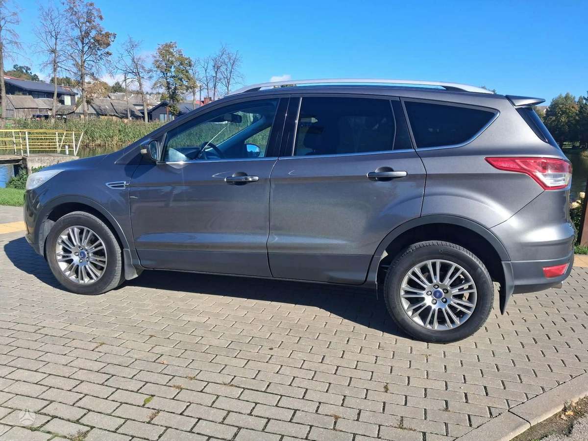 Ford Kuga 2014 — двигун 140 HP (103kW)