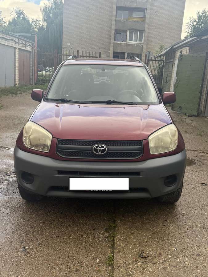 Toyota RAV4, 2004