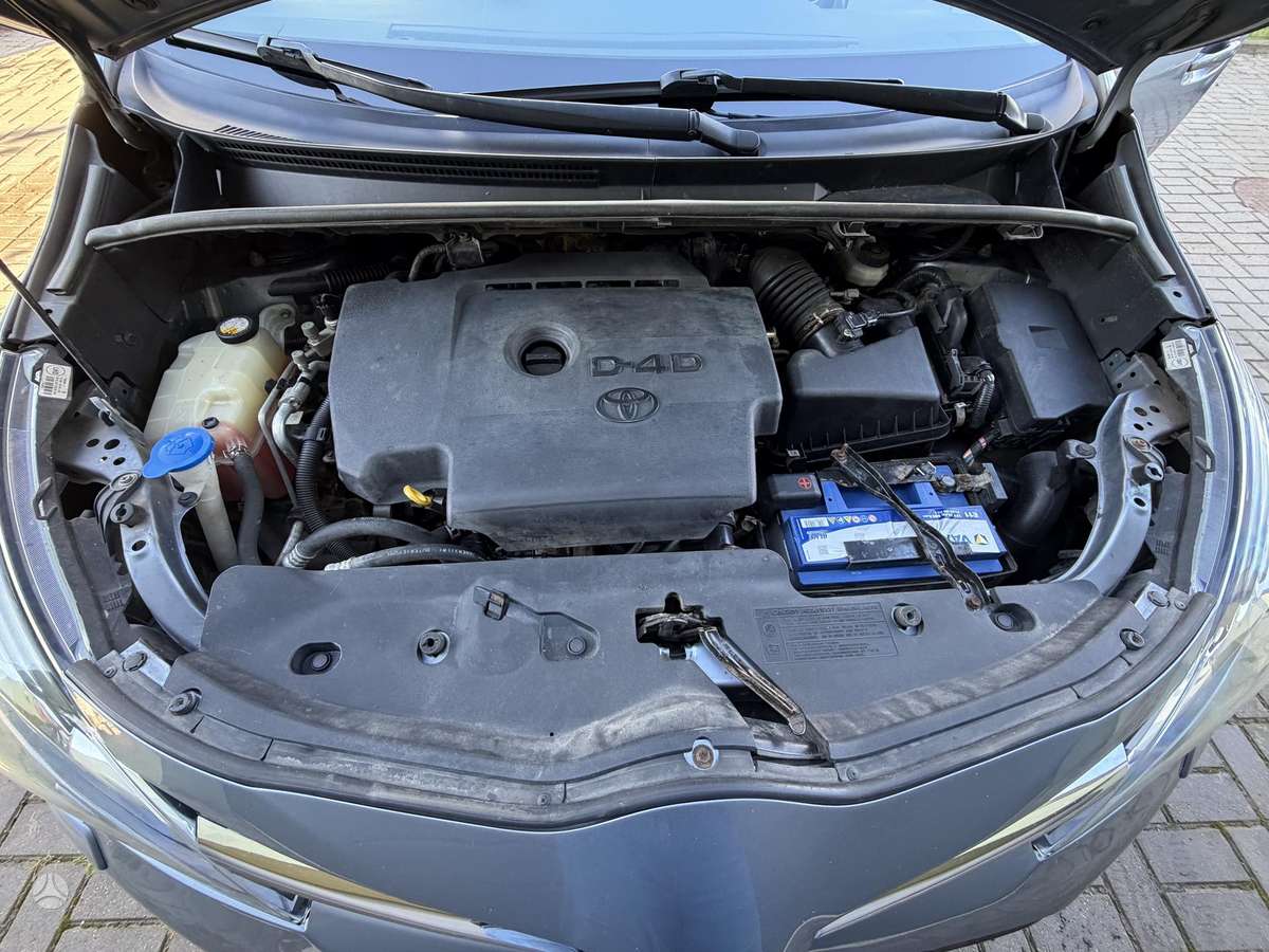 Toyota Verso 2014 — photo 12