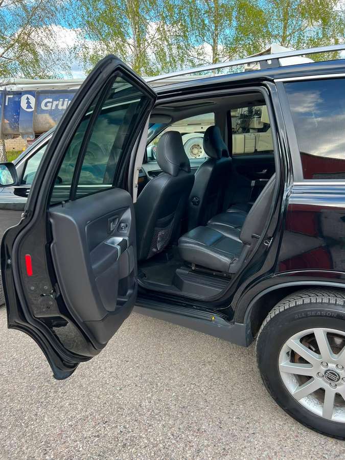 Volvo XC90 2007 — photo 8