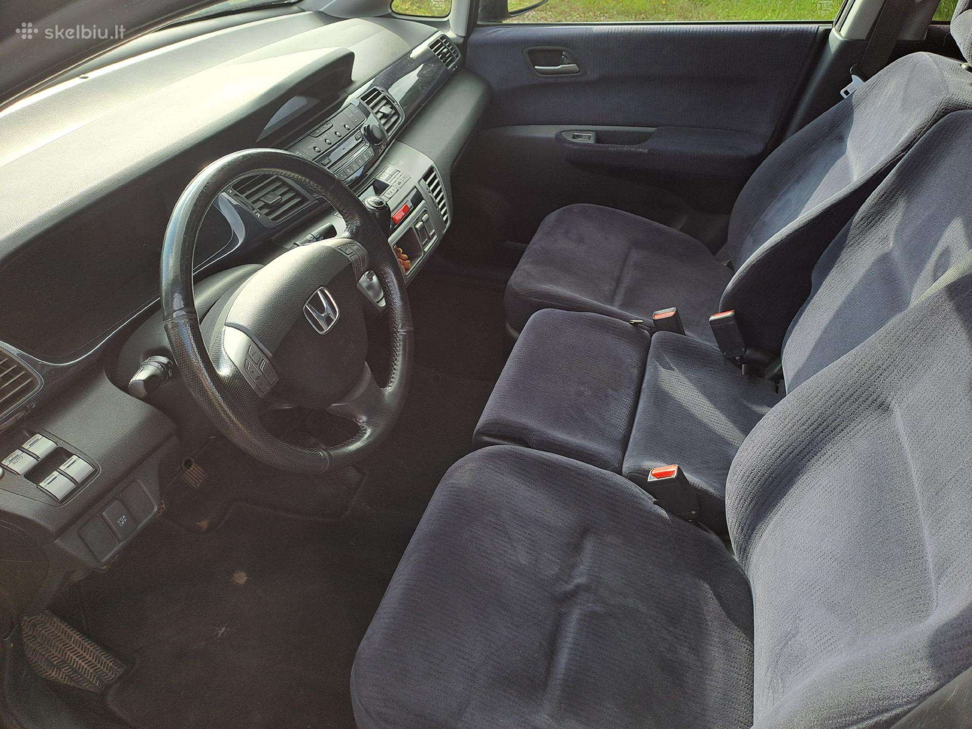 Honda FR-V 2009 — photo 8