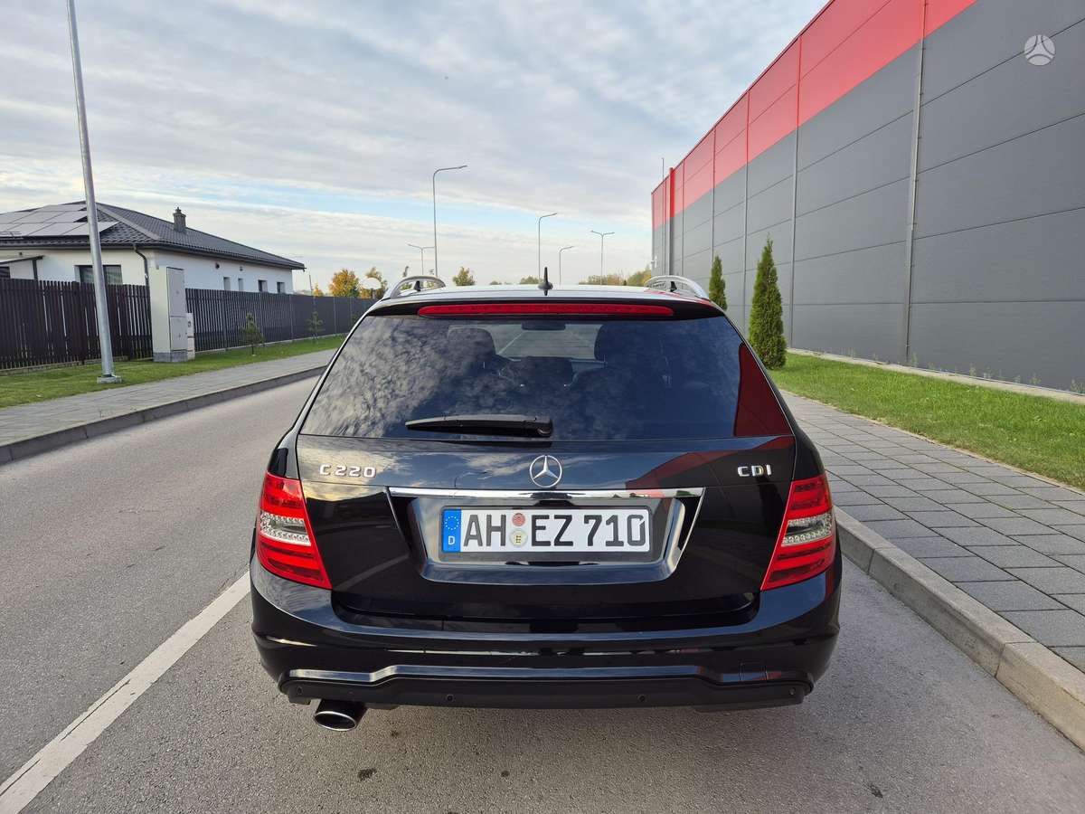 Mercedes-Benz C220 2013 — engine 2143 cm³, 170 HP (125kW)