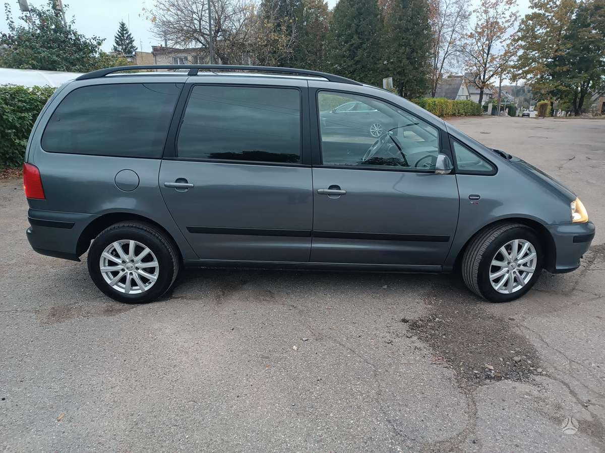 Seat Alhambra, 2010