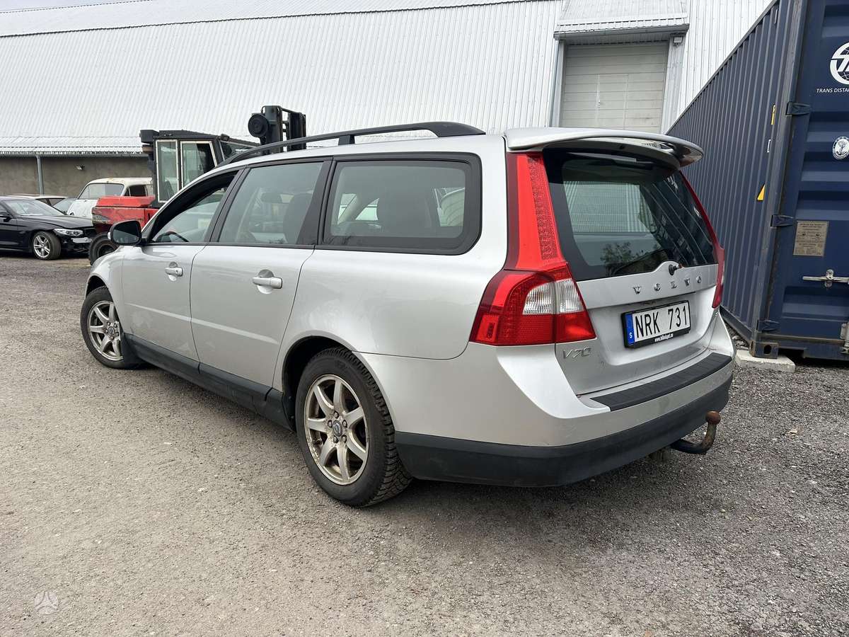 Volvo V70 2009 — двигун 1997 cm³, 136 HP (100kW)