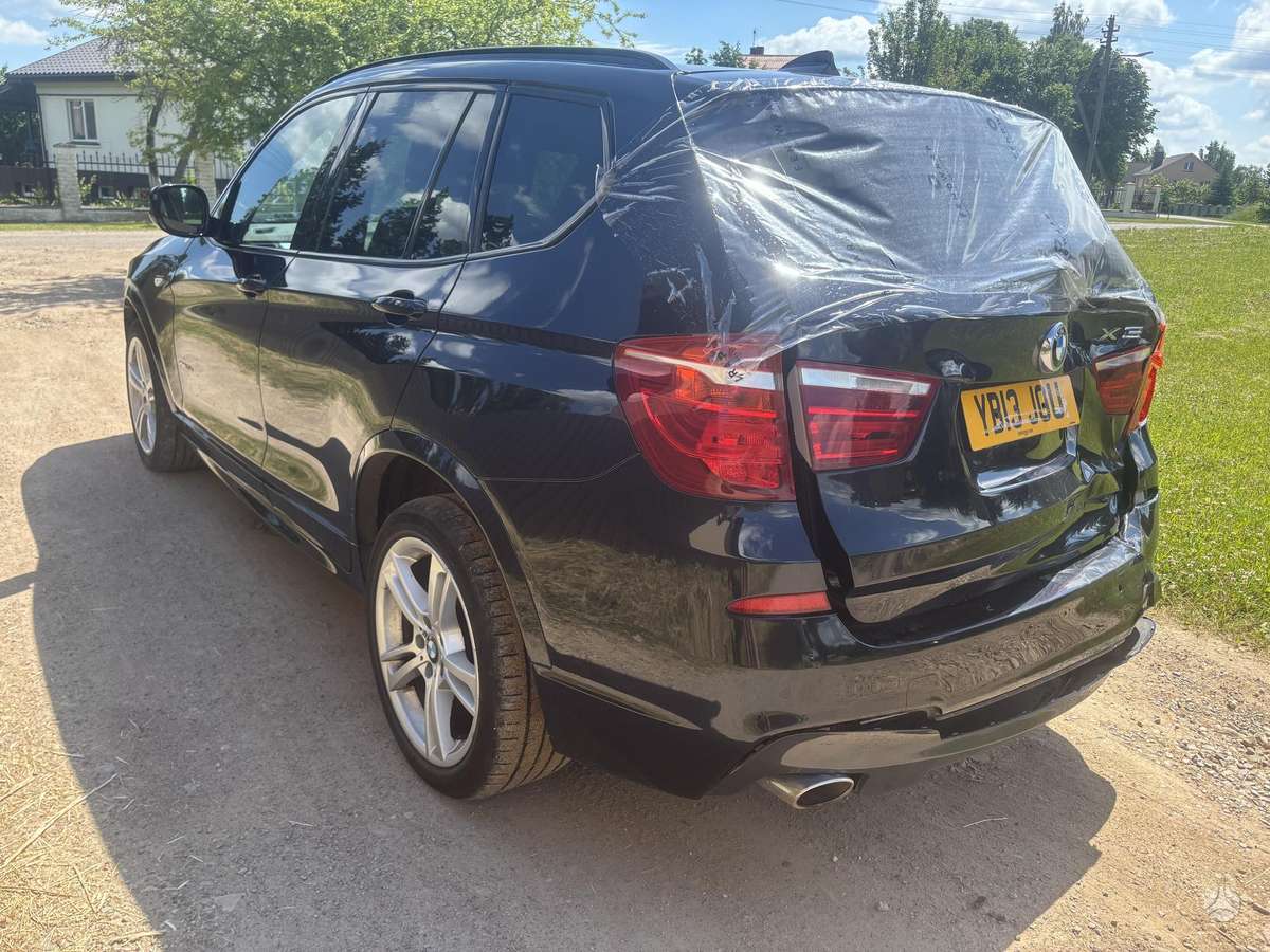 BMW X3 2013 — interior