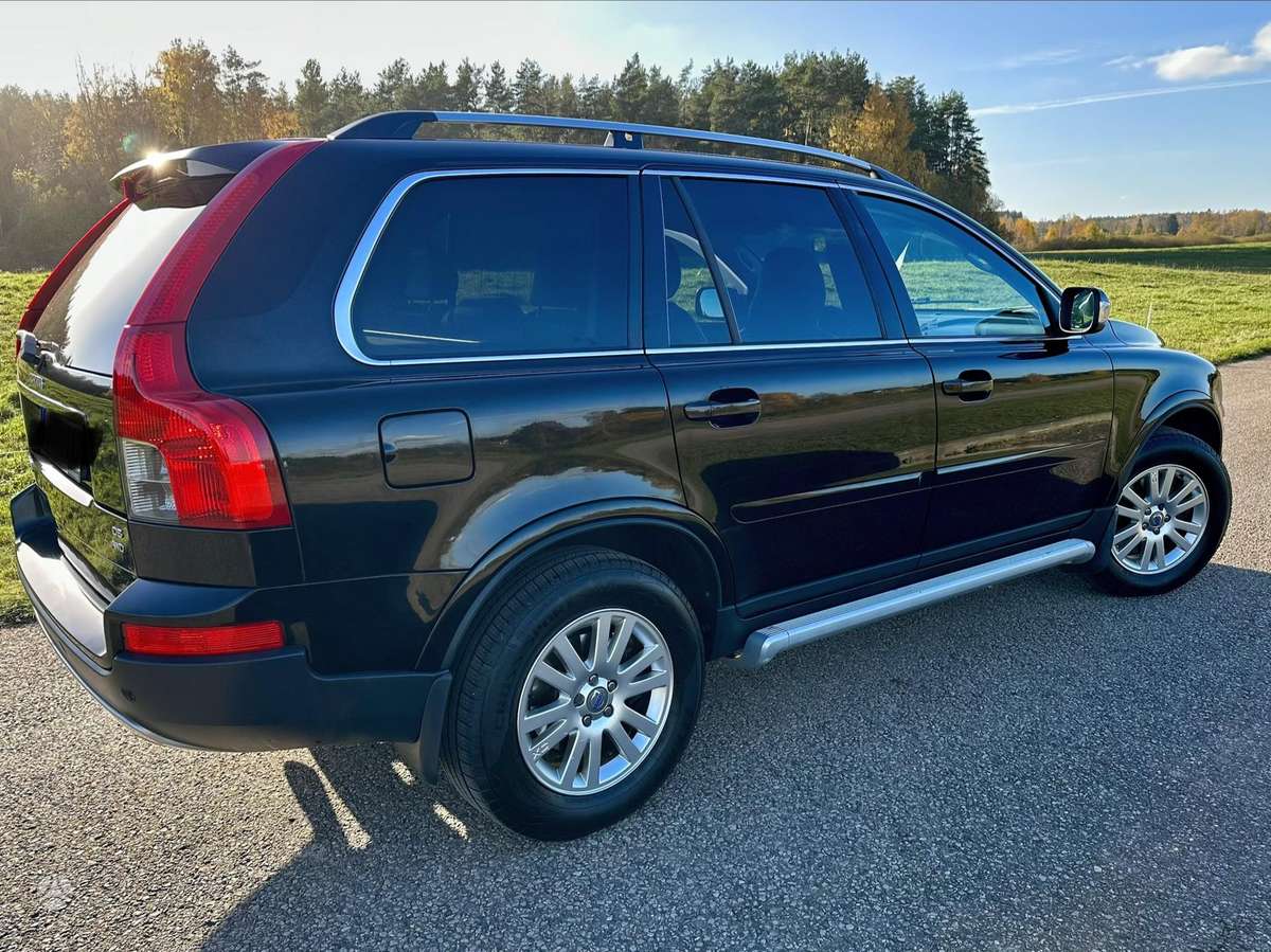 Volvo XC90 2009 — вигляд ззаду