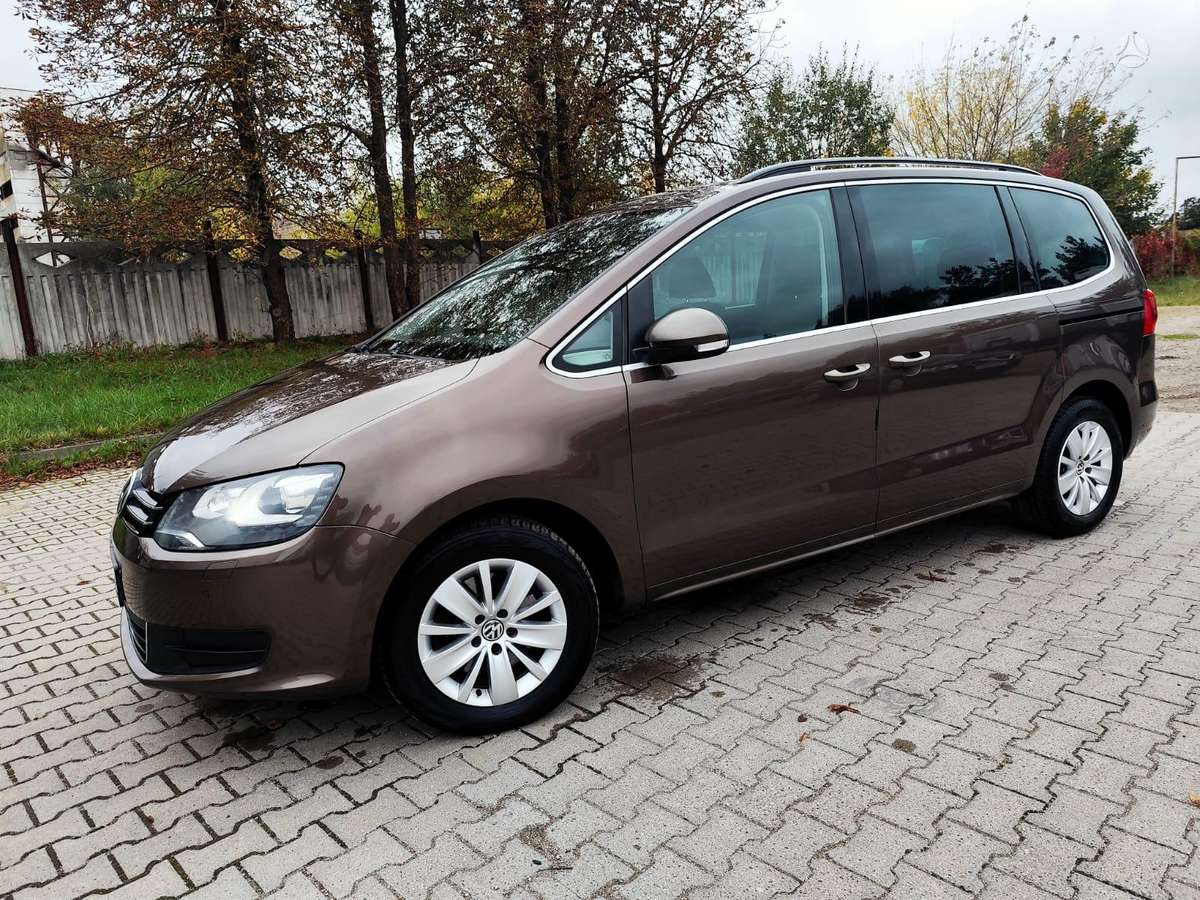 Volkswagen Sharan 2012 — photo 19