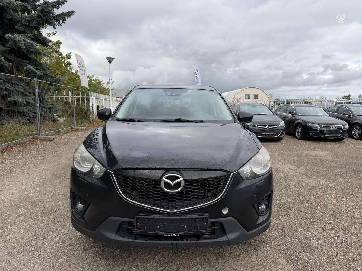 Mazda CX-5 2012 — вигляд ззаду
