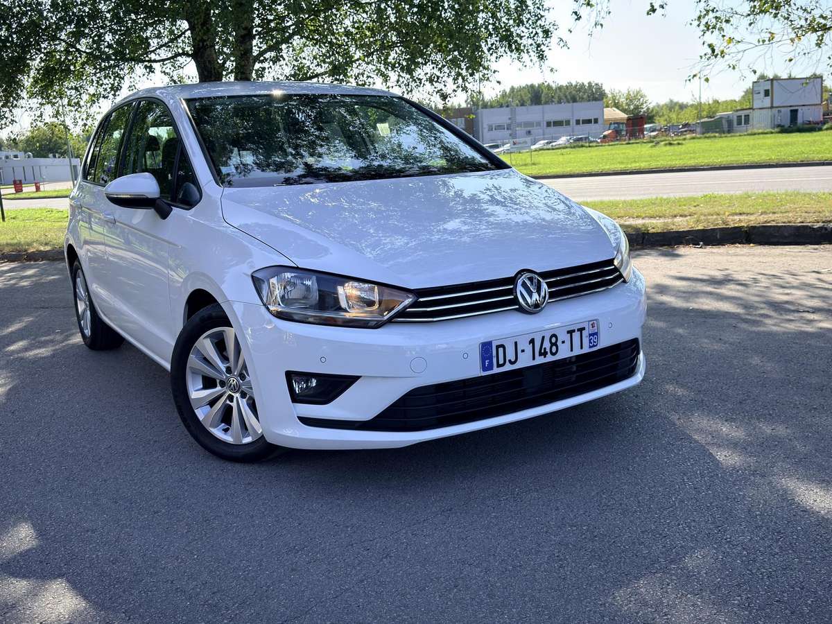 Volkswagen Golf 2014 — interior