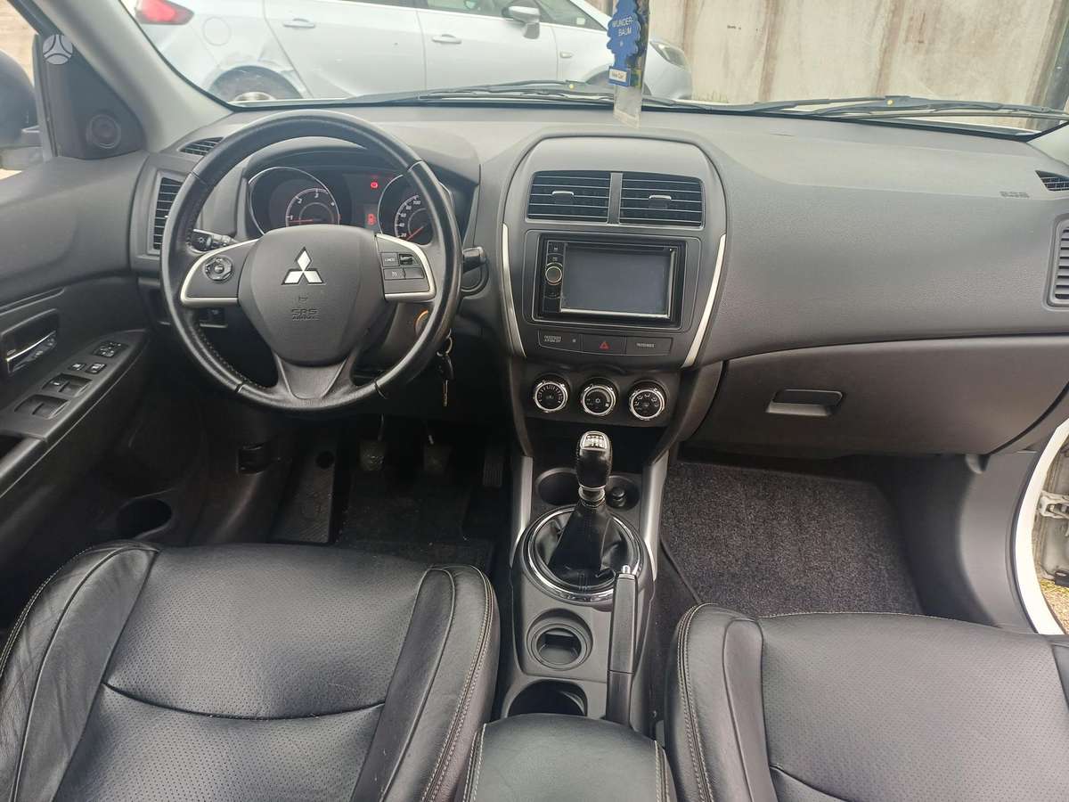 Mitsubishi ASX 2013 — photo 8