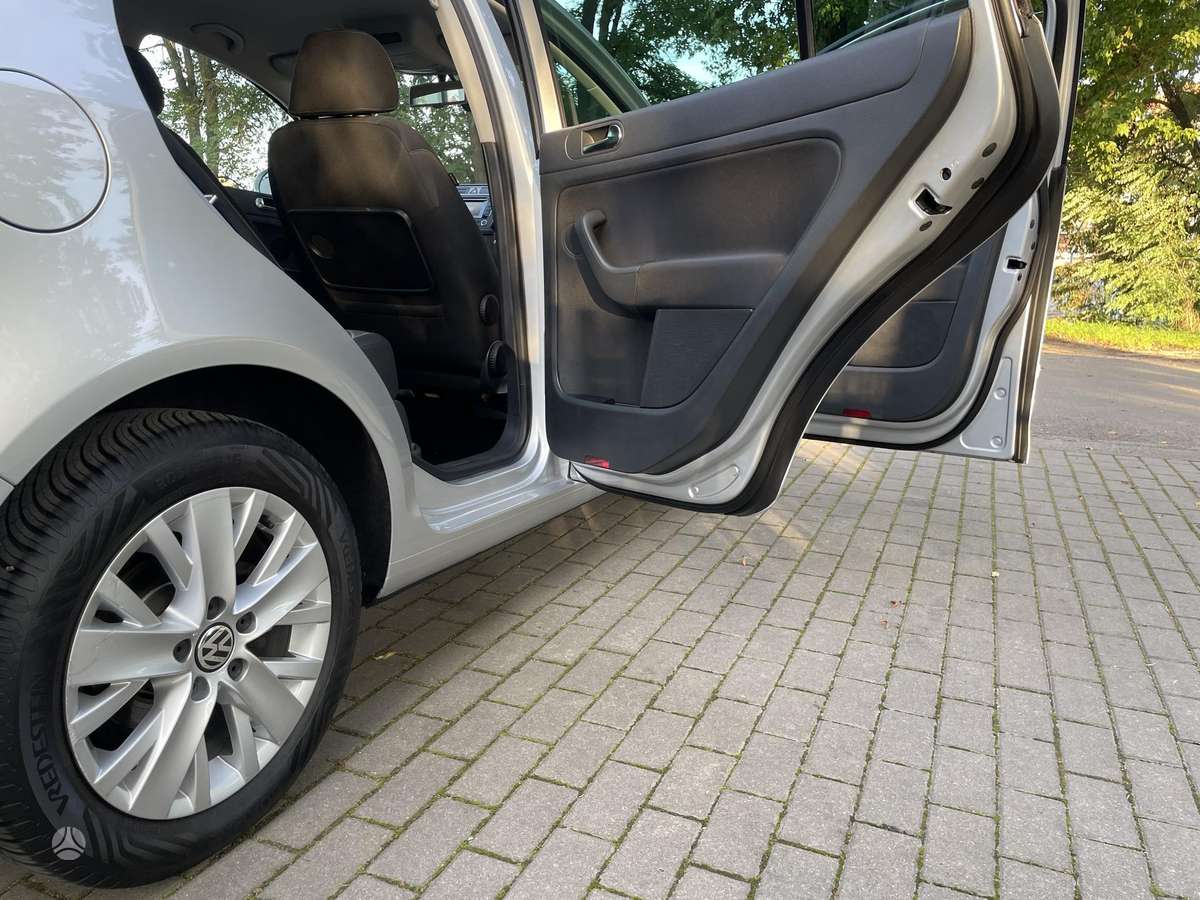 Volkswagen Golf 2013 — photo 11